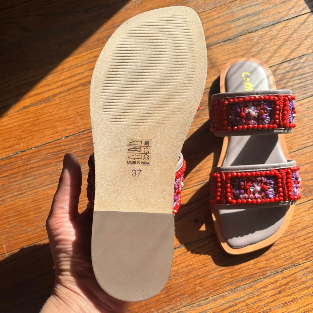 NIB Anthropologie Coral Blue Beaded Granny Sandals sz 37/6, 6.5 Red Purple Slide